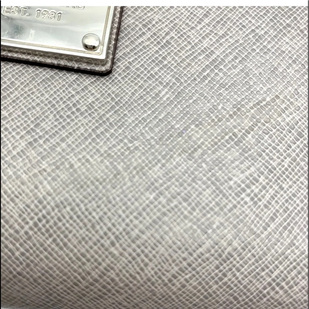 Michael Kors Gray Saffiano Leather wristlet-GUC